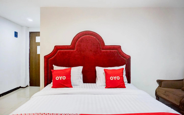 OYO 2574 Z Suites Hotel