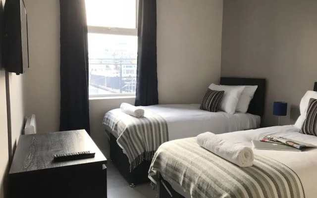 Dockside Lodge Ensuite Rooms