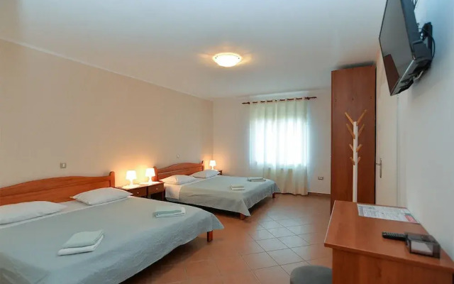 Apartment 1089