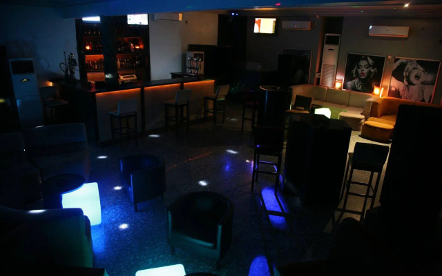 Kindea Hotel