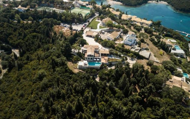 4 Bedroom Luxury Villa, Private Pool, Sea Views, Sivota