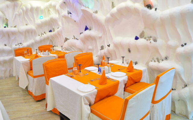 Royal Penguin Boutique Hotel & Spa