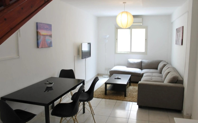 Stephanie City Apartments
