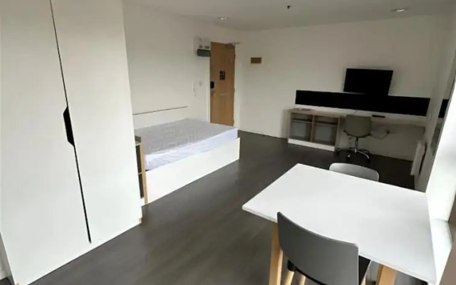 Student Only Byrom Point