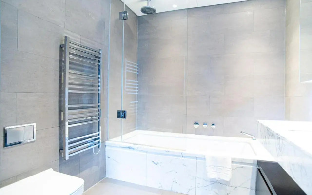 Liverpool Street Apartments by MySquare