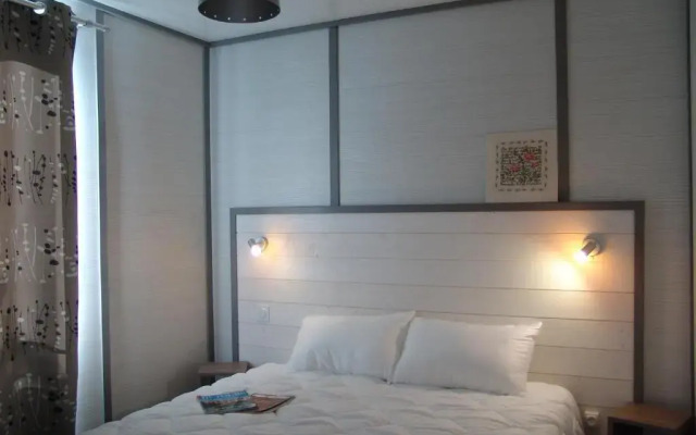 La Colline des Ocres Village de vacances 3 étoiles