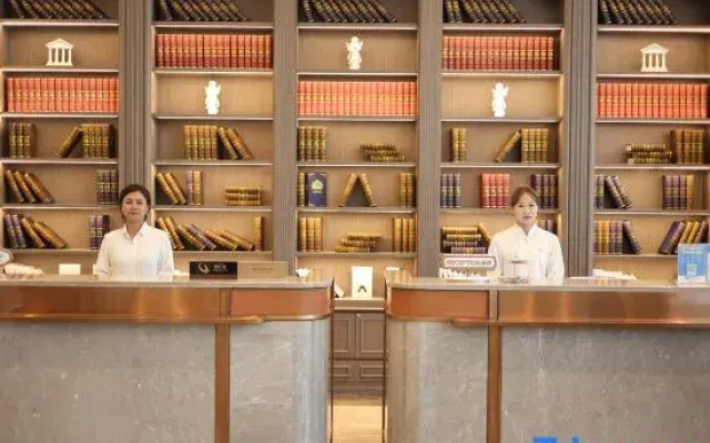 Vienna International Hotel (Wuyue Square Branch, Yan'an New Area)