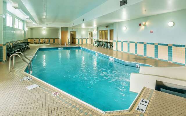 Comfort Inn & Suites