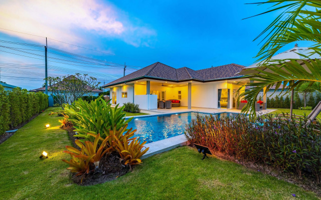 Private 3 Bedroom Pool Villa MS22