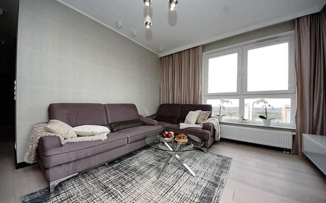 BillBerry Apartments - 16th Floor