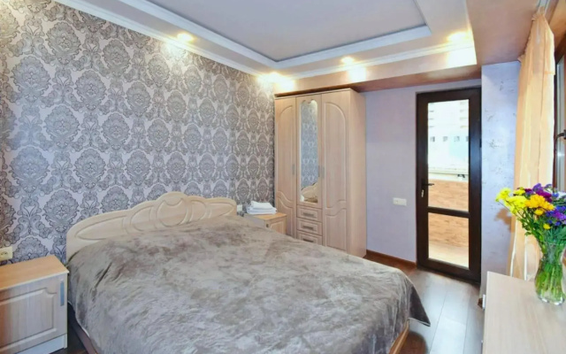 Republic Square Amiryan str, Middle of Center, Elite New Building Spacious 2bedroom
