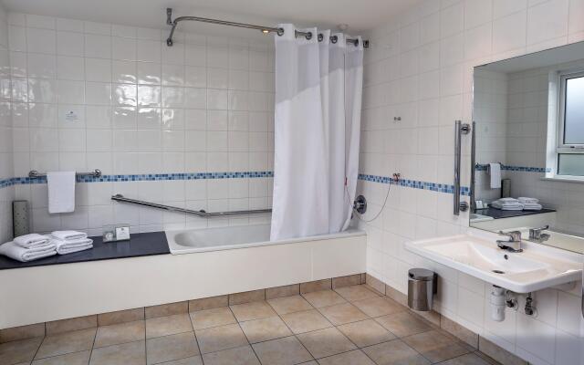 Holiday Inn Southampton-Eastleigh M3, jct13 by IHG