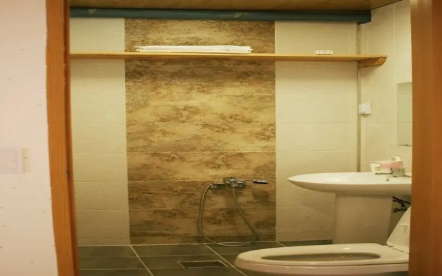 Hadong Today Sun Hanok Traditional House