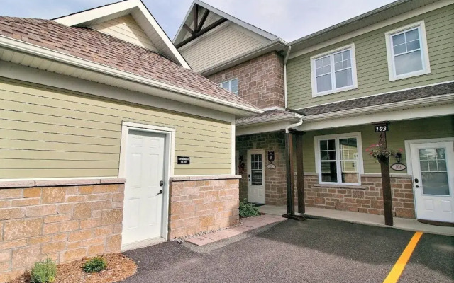 Condo Vélo-Golf-Ski Montagne Bromont - NAVETTE INCLUSE EN HIVER!