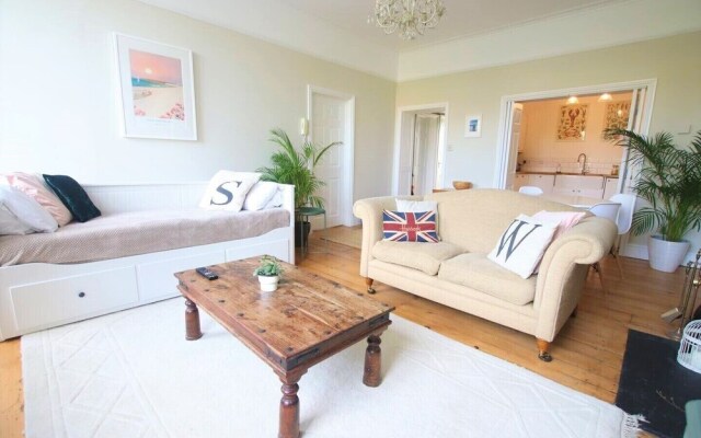 Elegant One Bedroom Home in the Heart of Clifton