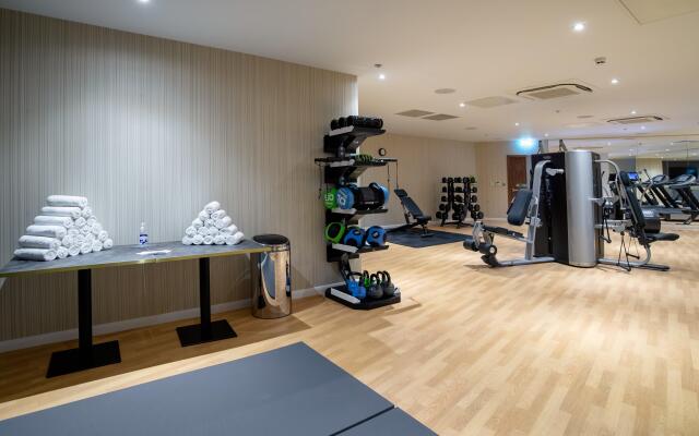Crowne Plaza London Heathrow T4 by IHG