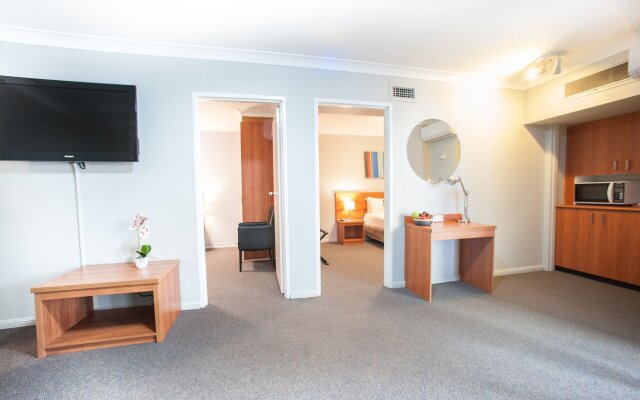 Ramada Hotel & Suites Sydney Cabramatta