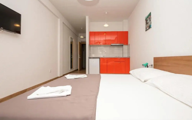 Amazing Apartment in Drvenik With Wifi