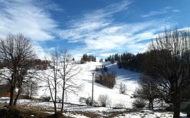 Mon Mounier : Studio cosy au pied des pistes / Vue de rêve !