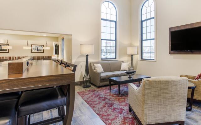 Country Inn & Suites by Radisson, Grandville-Grand Rapids West, MI