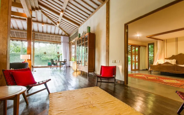 Villa Desa Roro by Villa Finder