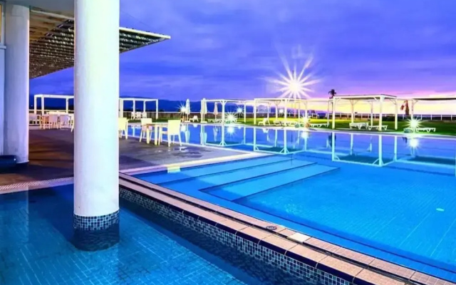 Aphroditebeachfrontresort Unique gem Direct by sea
