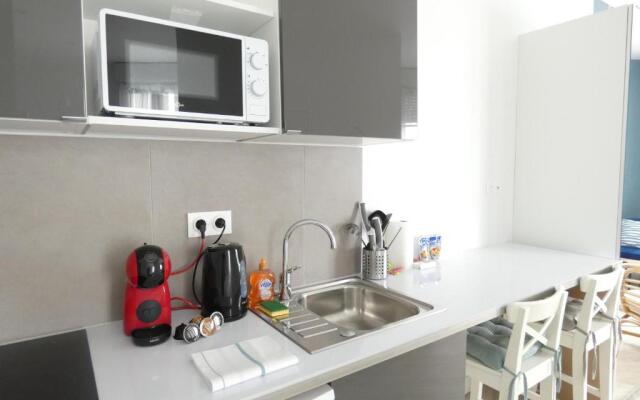 Superbe studio lumineux, jolie vue mer [LeDellec]