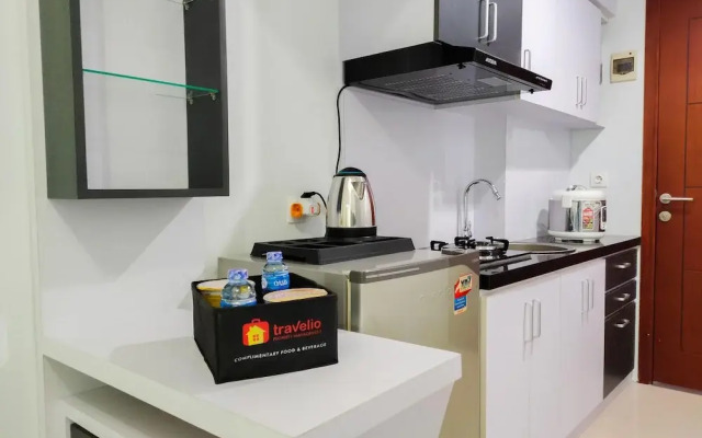 Compact and Cozy Tamansari Mahogany Studio Apartment