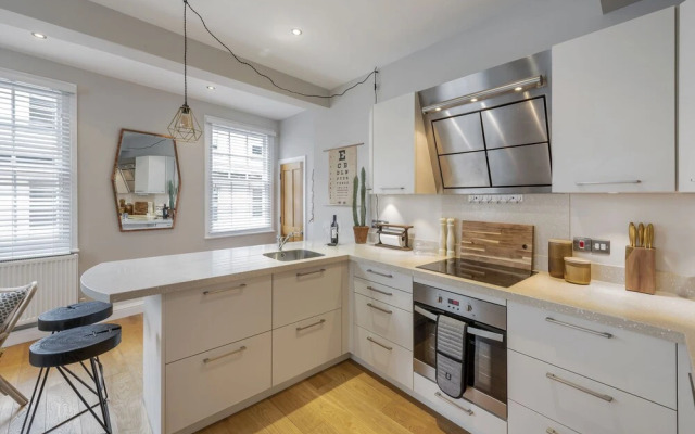 Superior Stays Luxury Apartments - Bath City Centre