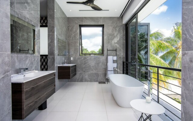 Onyx by Blue Sky Luxury