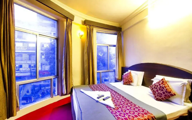 Hotel Rainbow Sapphire