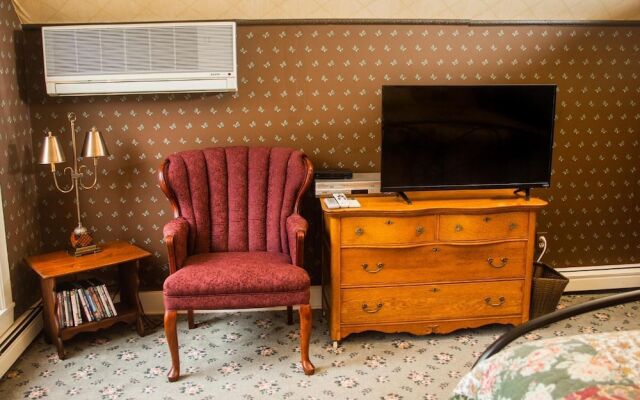 Sylvan Inn Bed & Breakfast