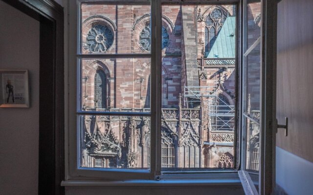 Place Cathedrale - Beautiful 2 Room Apartment Fully Equipped