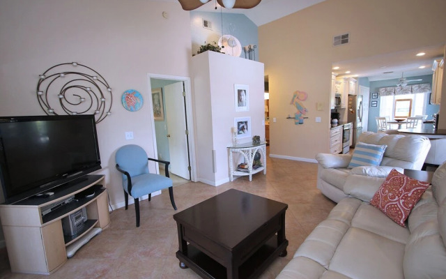 Vista Cove 1 Apartment