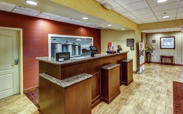 Hampton Inn Junction City