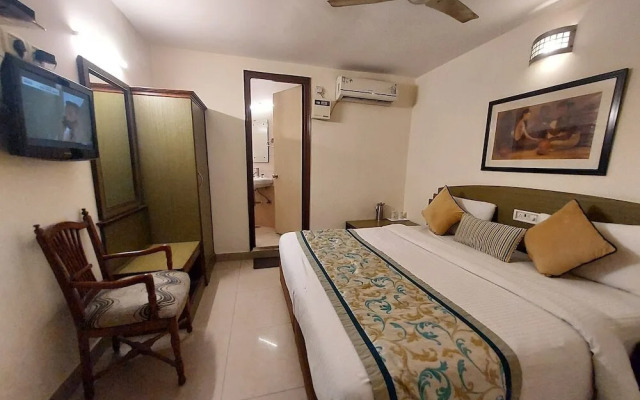 Hotel Green Castle by OYO Rooms