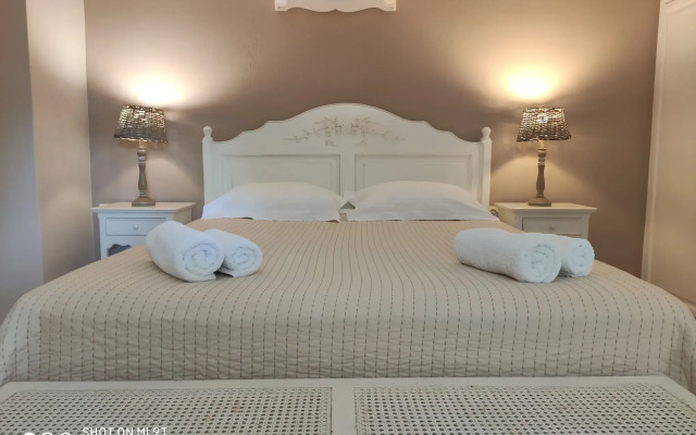 Porto Koundouros Villas