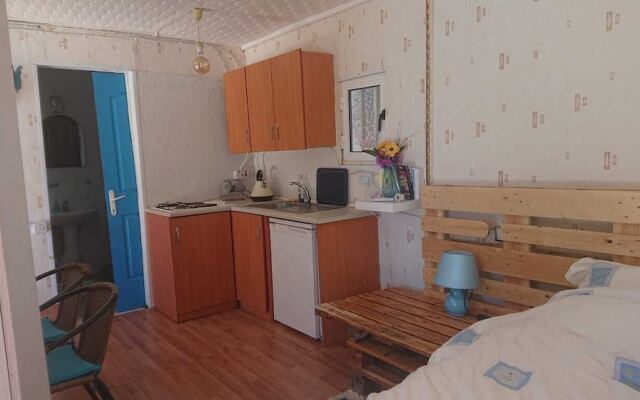 Green Bungalow