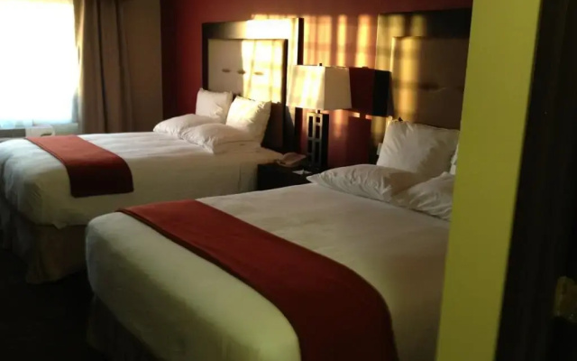 Comfort Inn & Suites at ASU
