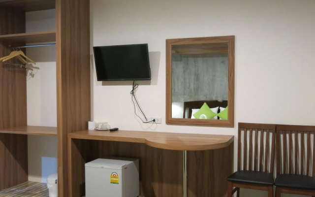 OYO 1118 K L Boutique Hotel (Vaccinated Staff)