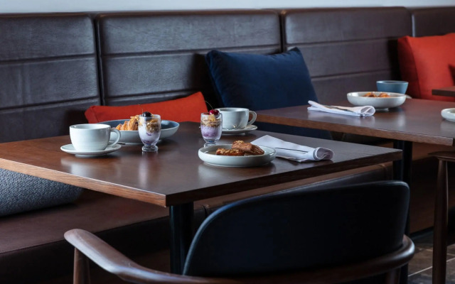 Next Hotel Melbourne, Curio Collection by Hilton
