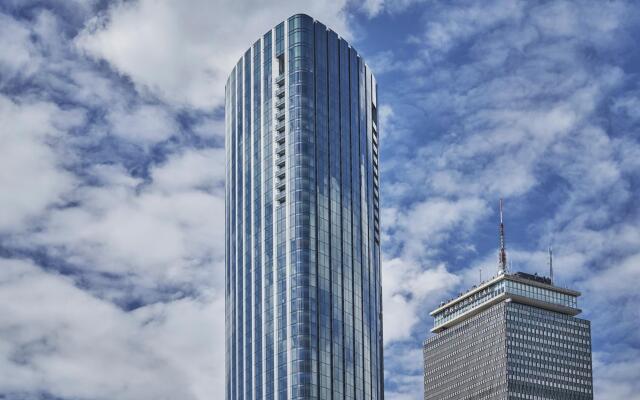 Four Seasons Hotel One Dalton Street, Boston