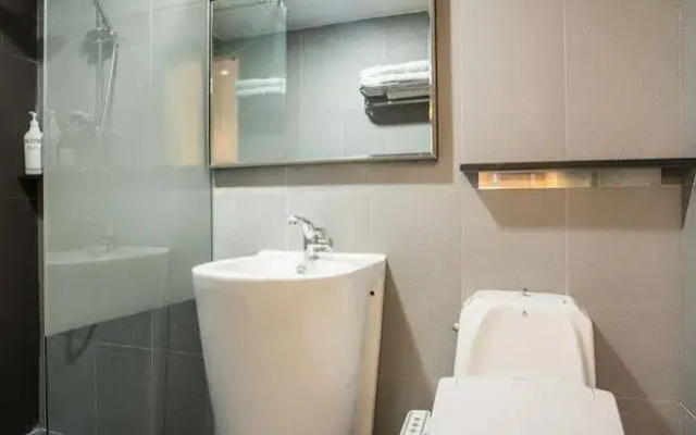 Suwon Hotel Pacific 37