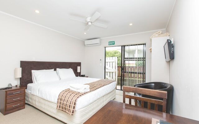 Parkview Motor Inn, Pukekohe