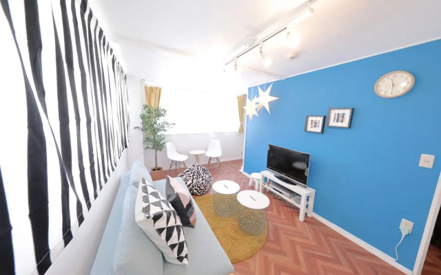 Vivid Zebra House - 197-1