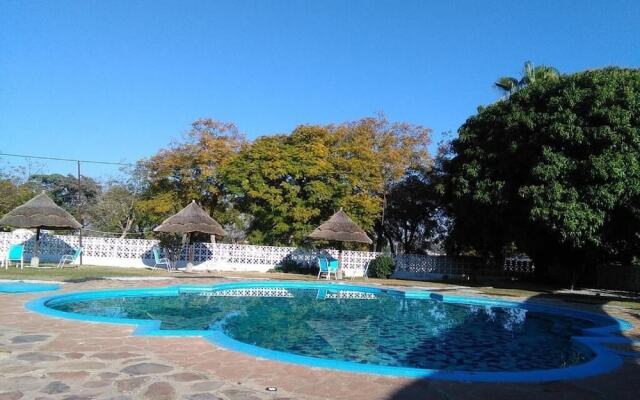 Regency Hotel Flamboyant