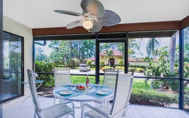 Yellow Pine Duplex Close to Pool & Tennis