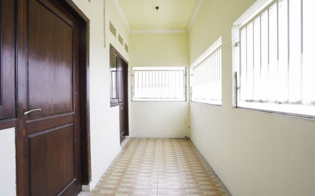 SPOT ON 2219 Madina Residence Syariah
