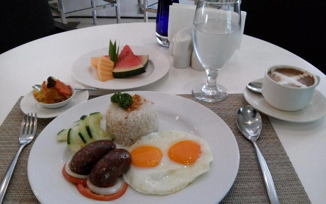 Harvest Hotel