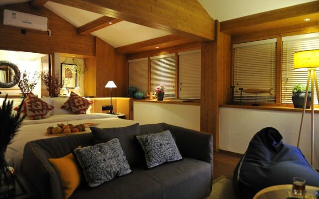 Woobay Hotel